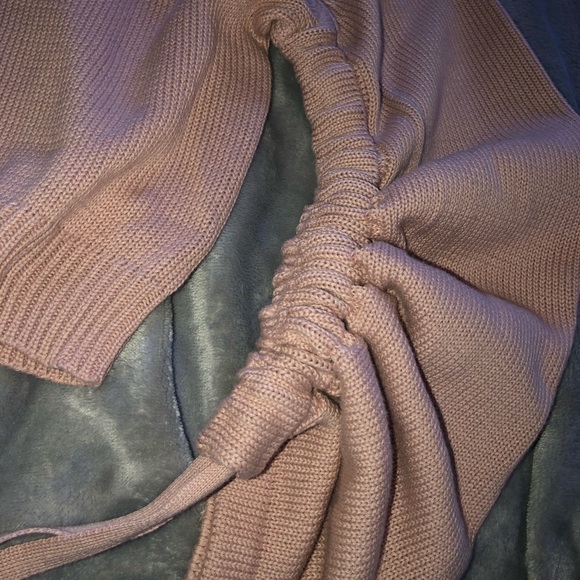 Cropped nude sweater - Picture 3 of 5